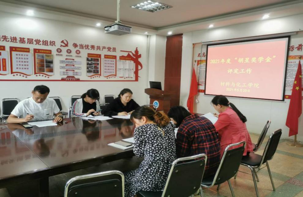 2A4651AEA9BADCB6E7D5420C67984A25